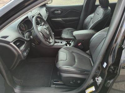 2022 Jeep Cherokee Latitude Lux