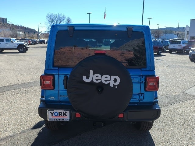 2025 Jeep Wrangler Sahara