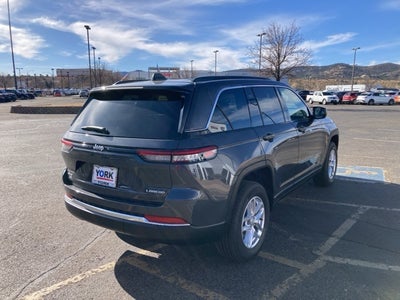 2025 Jeep Grand Cherokee Laredo