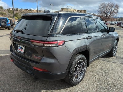 2022 Jeep Grand Cherokee Trailhawk