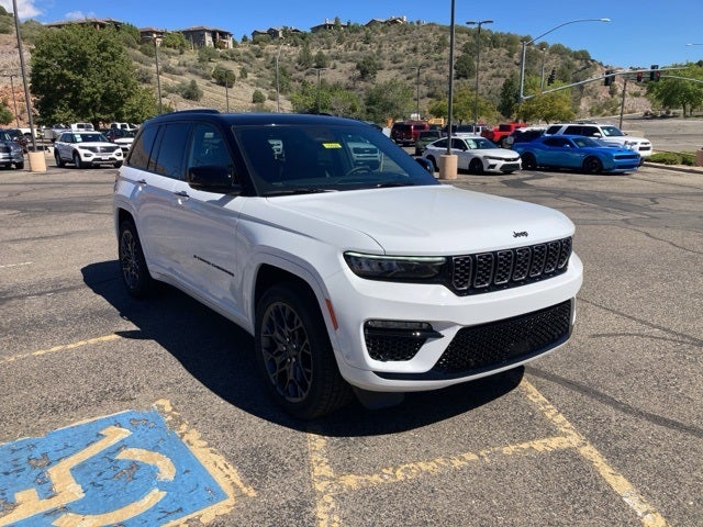 2025 Jeep Grand Cherokee Summit