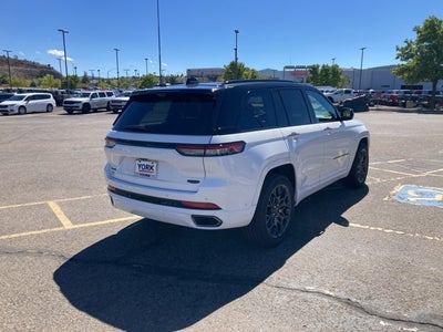 2025 Jeep Grand Cherokee Summit