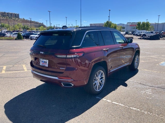 2025 Jeep Grand Cherokee Summit