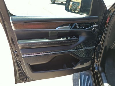 2024 Jeep Grand Wagoneer L Base
