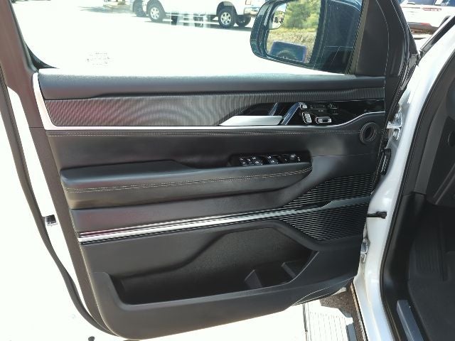 2024 Jeep Grand Wagoneer L Series II