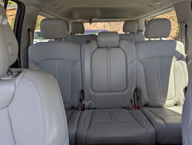 2024 Jeep Wagoneer Base