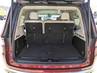 2024 Jeep Wagoneer Base