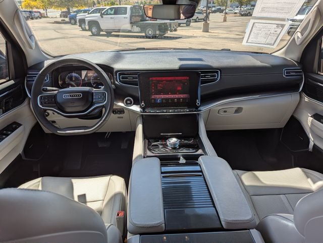 2024 Jeep Wagoneer Base
