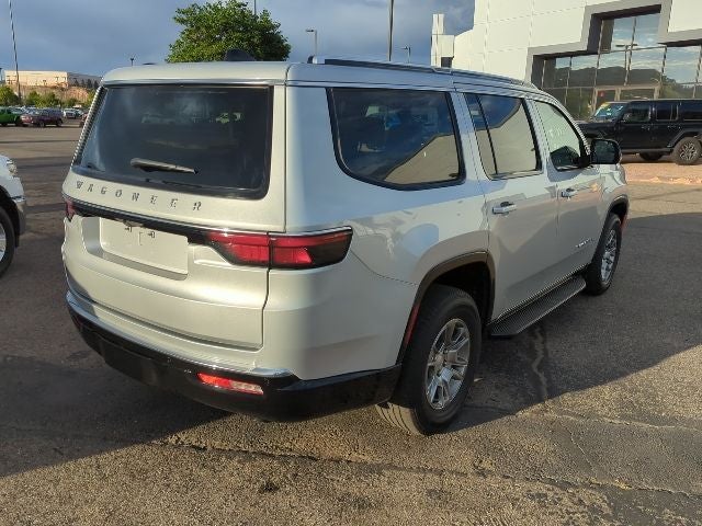 2024 Jeep Wagoneer Base