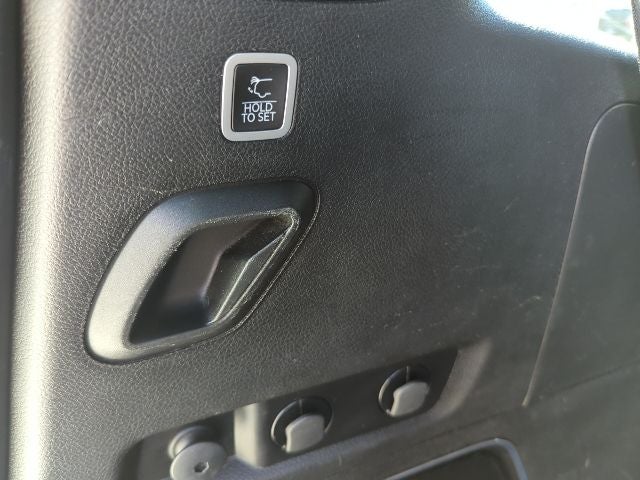 2023 Jeep Wagoneer Series III