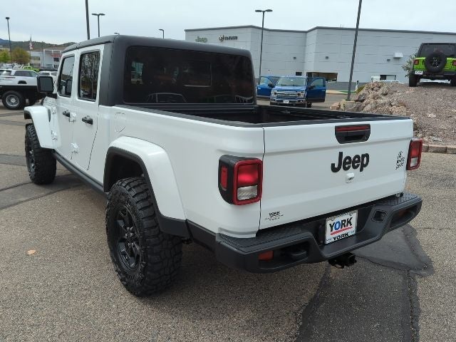 2021 Jeep Gladiator Sport
