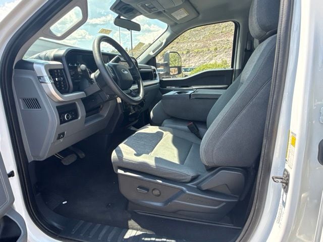 2025 Ford F-350SD XLT DRW