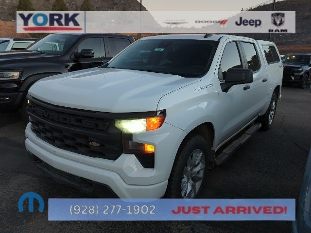 2022 Chevrolet Silverado 1500 Custom