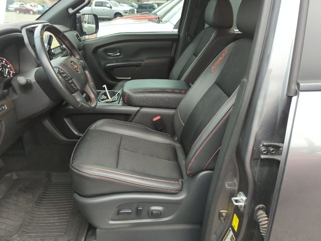 2024 Nissan Titan PRO-4X