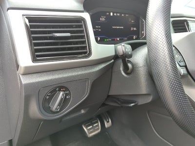 2023 Volkswagen Atlas Cross Sport 3.6L V6 SEL R-Line