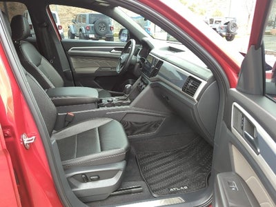 2023 Volkswagen Atlas Cross Sport 3.6L V6 SEL R-Line