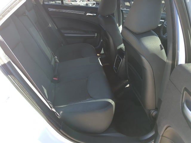 2018 Chrysler 300 Touring