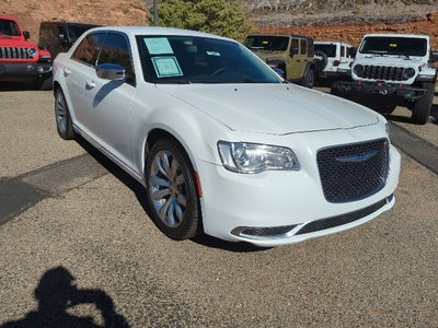 2018 Chrysler 300 Touring