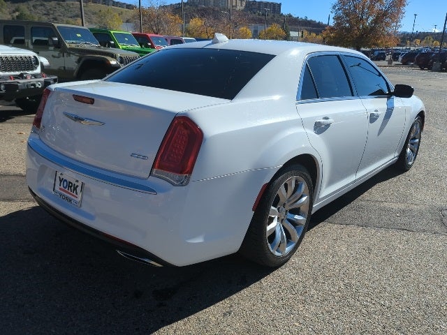 2018 Chrysler 300 Touring
