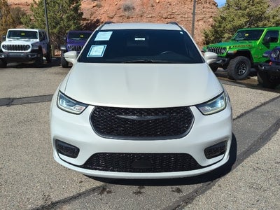 2021 Chrysler Pacifica Touring