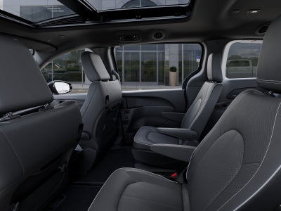 2027 Chrysler Pacifica Limited