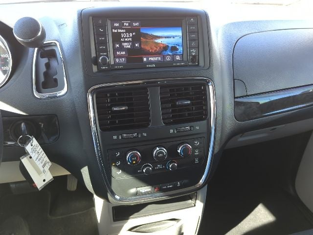 2020 Dodge Grand Caravan SE