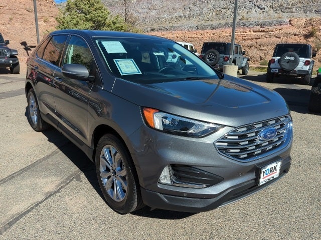 2024 Ford Edge Titanium