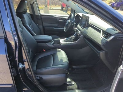 2022 Toyota RAV4 XLE Premium