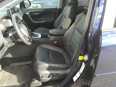 2022 Toyota RAV4 XLE Premium