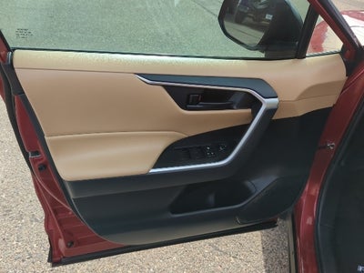 2019 Toyota RAV4 Hybrid LE