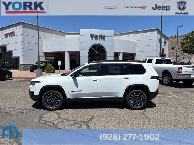 2026 Jeep Cherokee Laredo