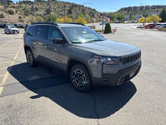 2026 Jeep Cherokee Laredo