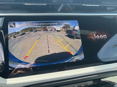 2026 Jeep Cherokee Laredo