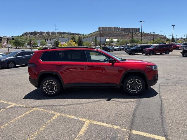 2026 Jeep Cherokee Laredo