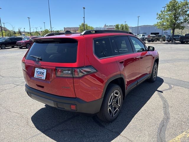 2026 Jeep Cherokee Laredo