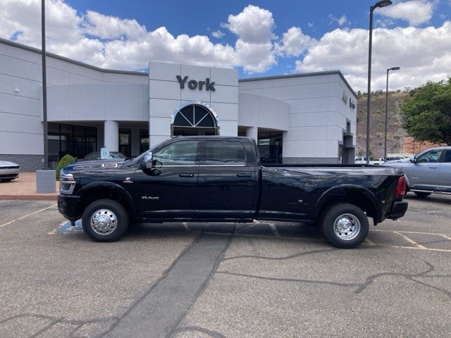 2025 RAM 3500 Limited
