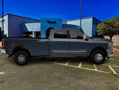 2026 RAM 3500 Limited