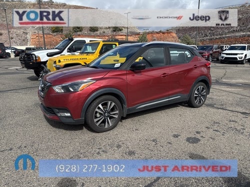 2019 Nissan Kicks SR