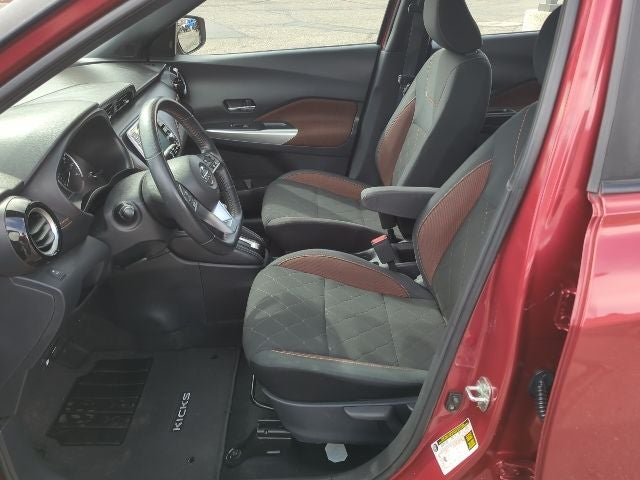 2019 Nissan Kicks SR