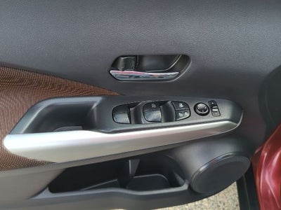 2019 Nissan Kicks SR