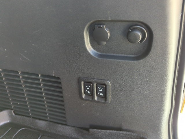 2014 Nissan Armada Platinum