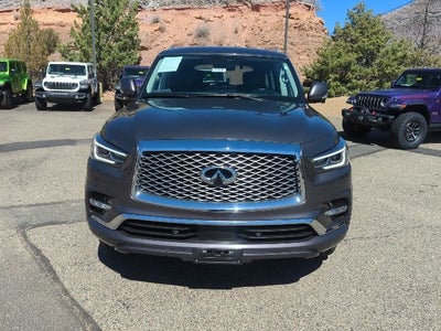 2024 INFINITI QX80 LUXE