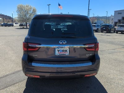 2024 INFINITI QX80 LUXE