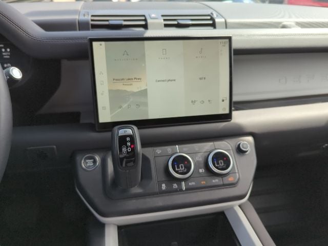 2025 Land Rover Defender 110 S