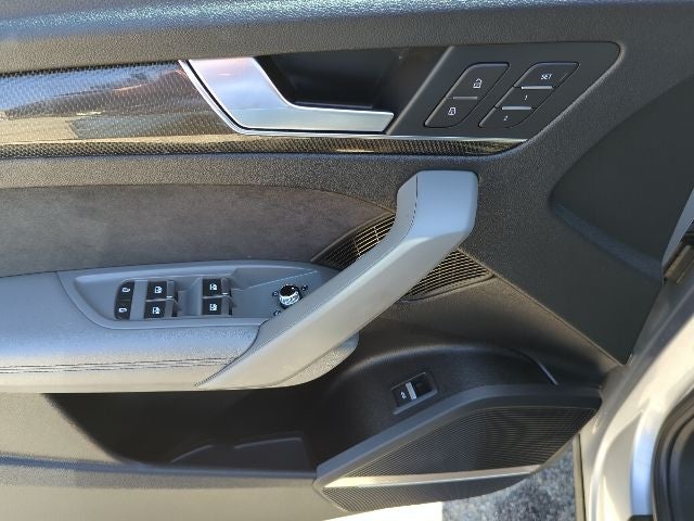 2022 Audi SQ5 Premium Plus quattro