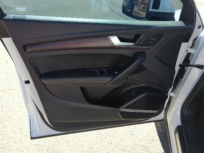 2023 Audi Q5 45 S line Premium quattro