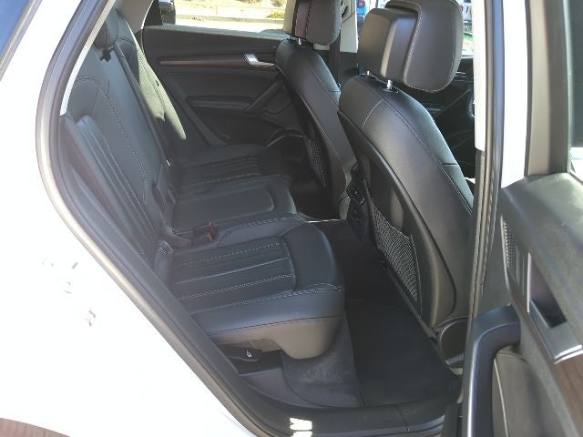 2023 Audi Q5 45 S line Premium quattro