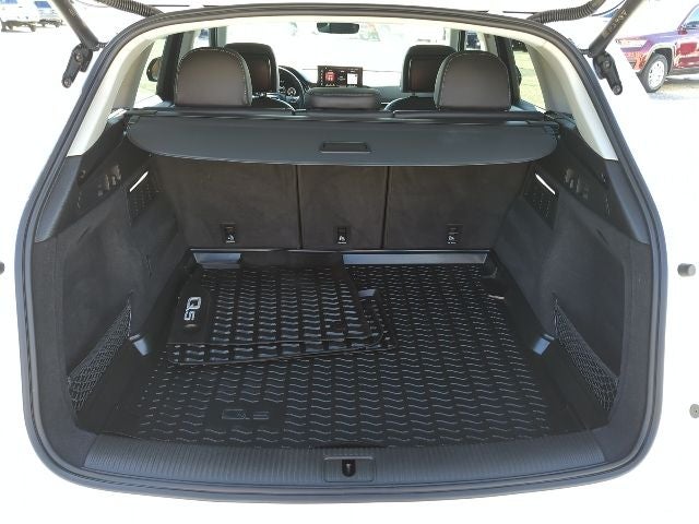 2023 Audi Q5 45 S line Premium quattro