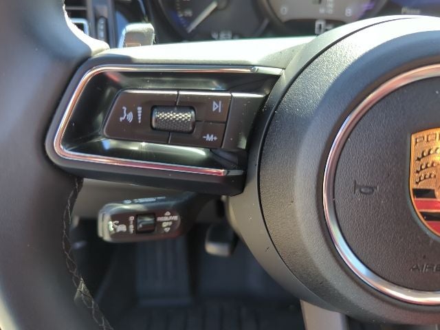 2025 Porsche Macan S