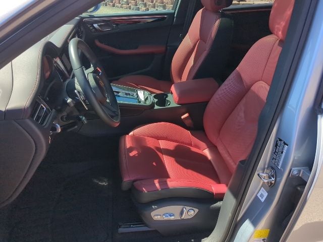2025 Porsche Macan S